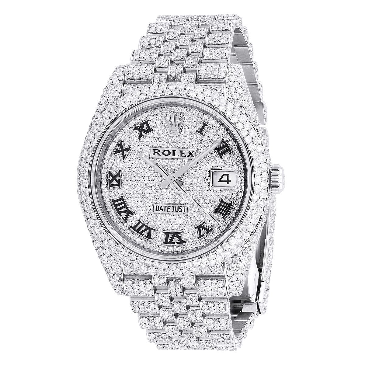 Éblouissante montre Rolex argentée, incrustée de diamants, avec chiffres romains et affichage de la date.